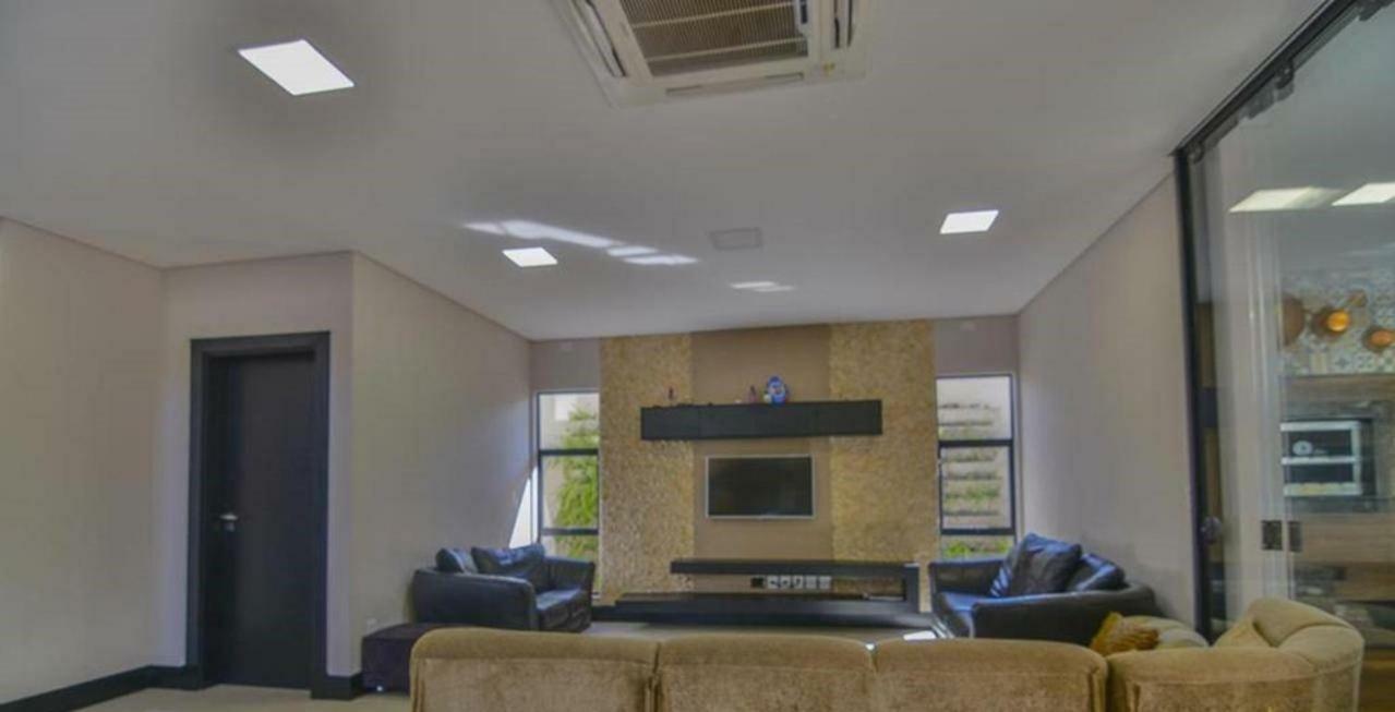Casa Moderna No Centro Proxima A Atracoes Turisticas Villa Foz do Iguaçu Kültér fotó